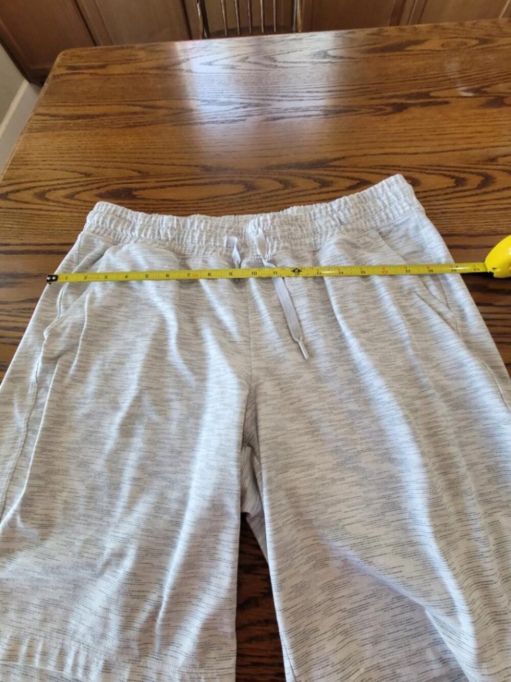 Mondetta's Women's Shorts, Size Large - Picture 5 of 8